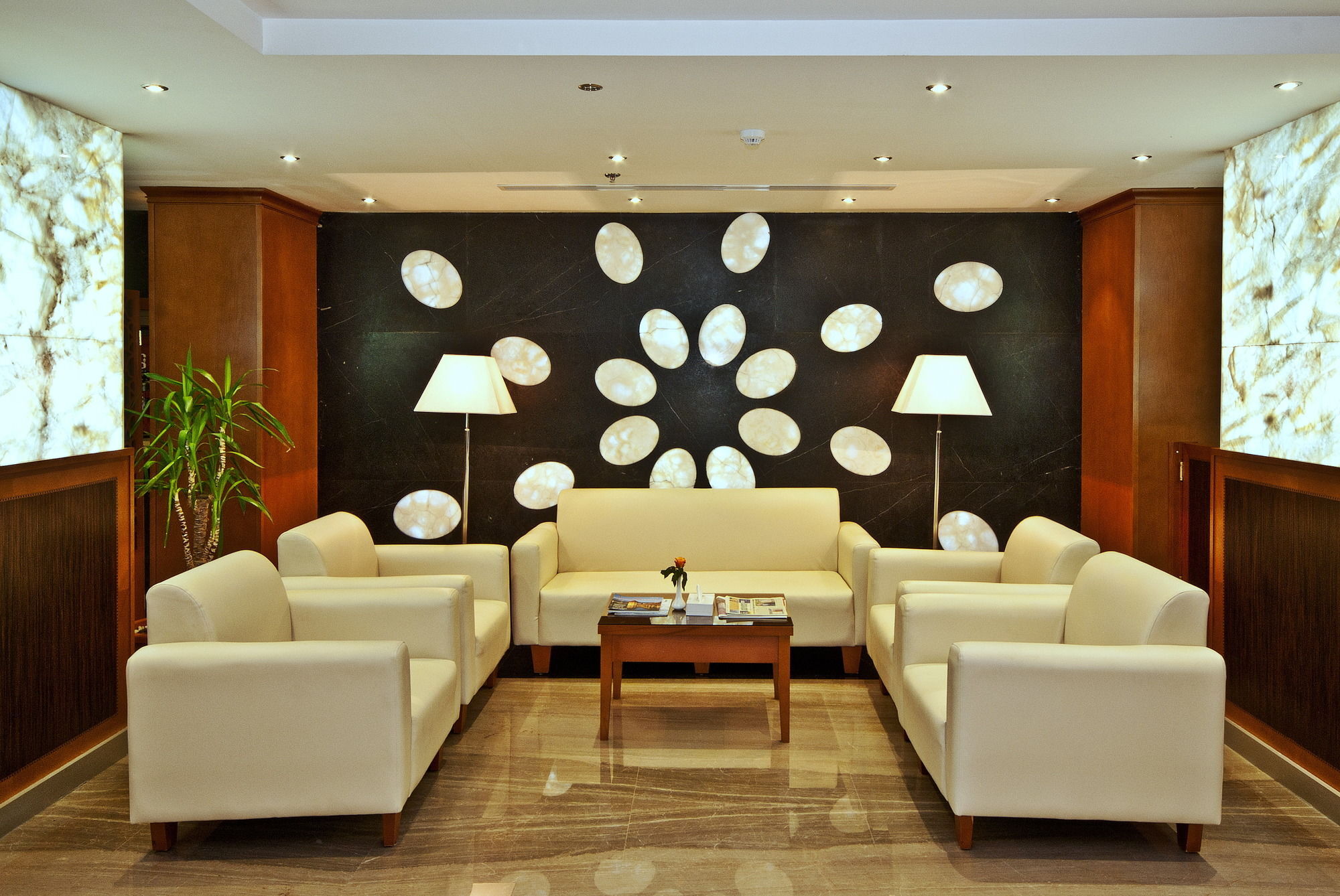 ดยาร์ เรสซิเดนซ์ Hotel เจดดาห์ ภายนอก รูปภาพ